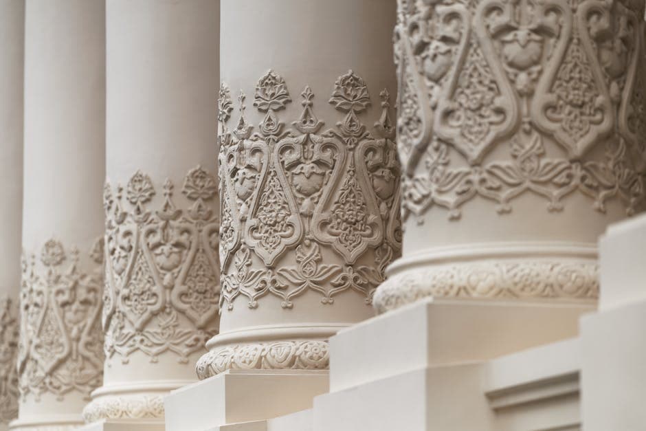 Biomorphic Art Deco visual inspiration with waves