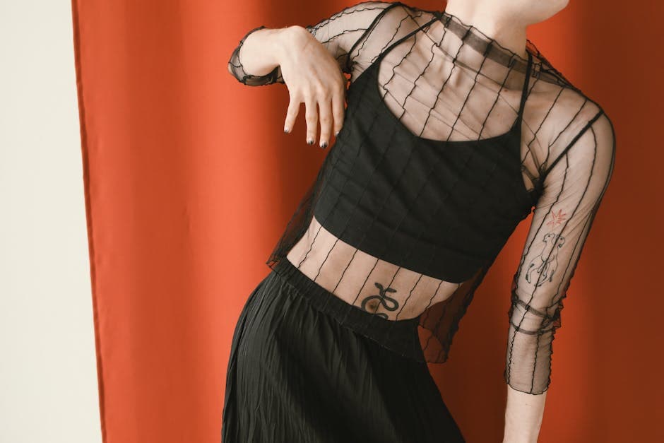 Avant-Garde Deconstructionist moodboard image showing silk
