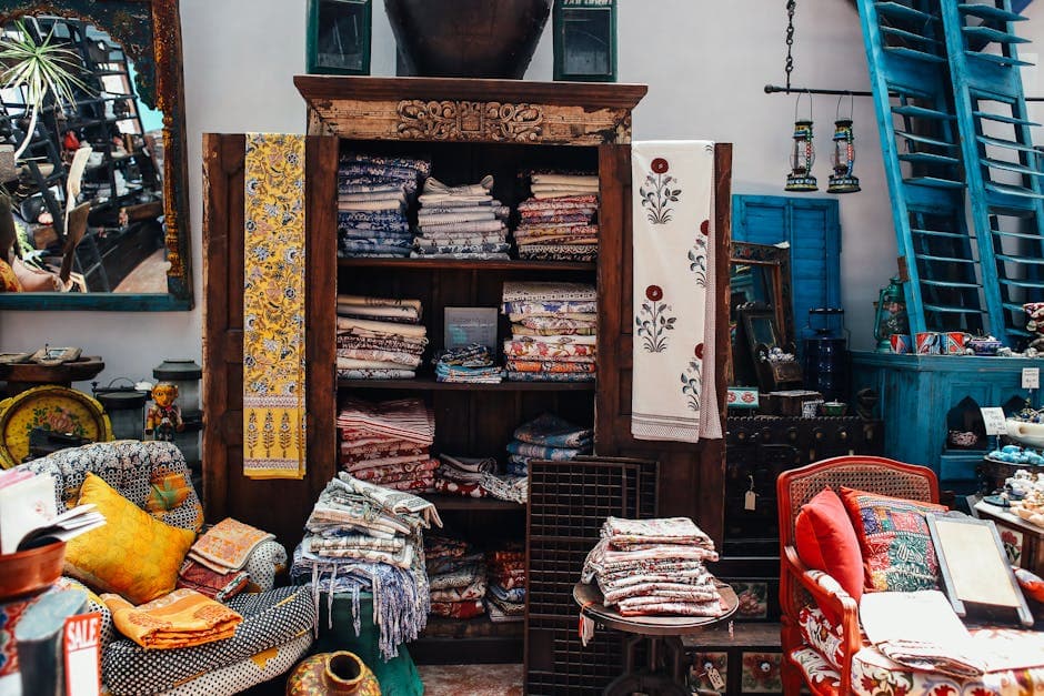 Boho Noir aesthetic example featuring macrame