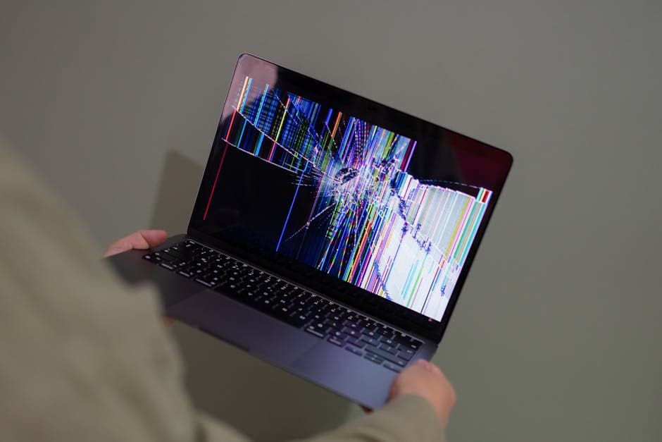 Psychedelic Glitch visual inspiration with unconventional