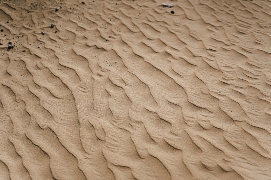 Desert Cyberwave aesthetic example featuring sand (7)