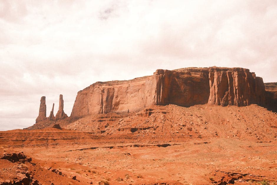 Desert Deco Western aesthetic example featuring stone (11)
