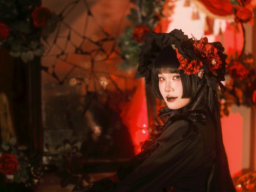 Gothic Lolita outfit idea with lace