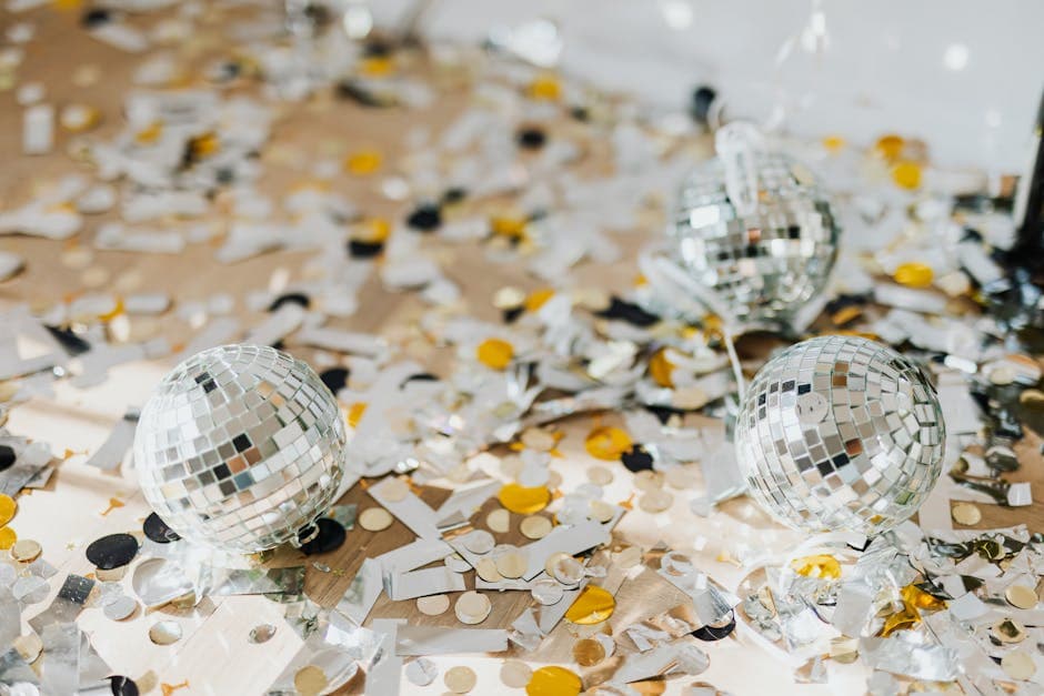 Grandmillennial Disco moodboard image showing sequin