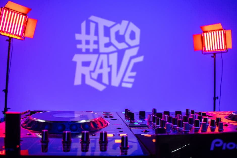 Renaissance Rave branding example featuring combination mark