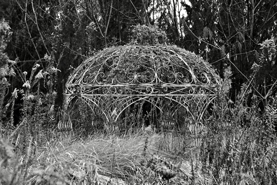 Romantic Gothic Revival aesthetic example featuring lace