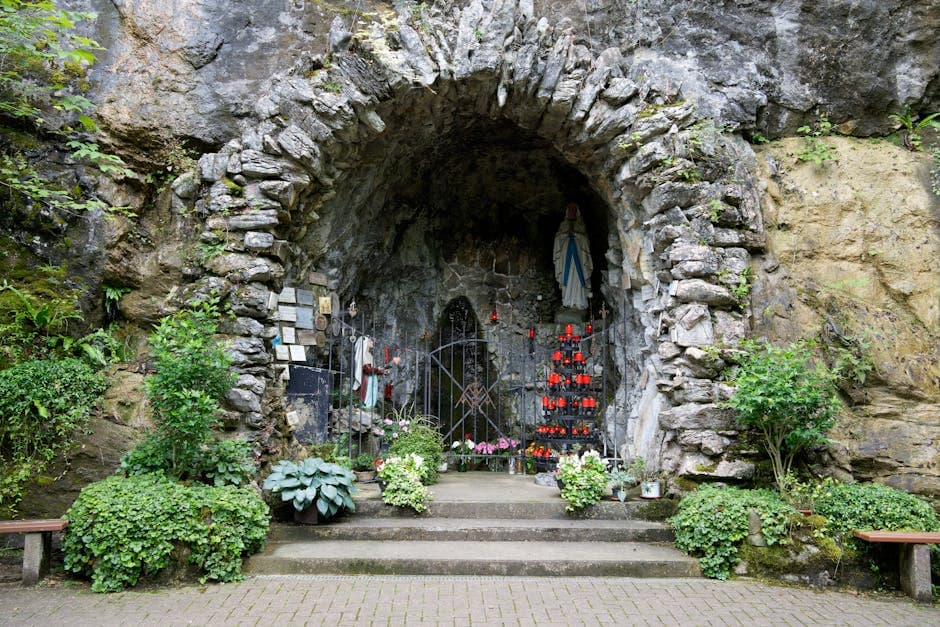 Sunken Garden Grotto visual inspiration with water